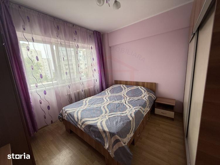 Apartament cu 2 camere decomandat în Micro 21