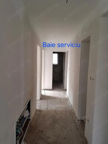 Casă cu 5 camere cu Teren 496 Mp în Central