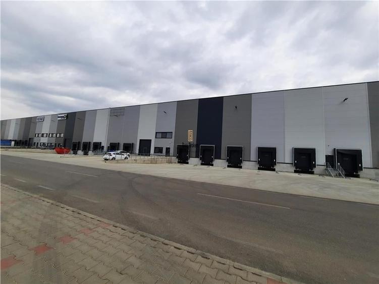 Spatiu Industrial - 2300 mp - Logistica - Productie - Depozitare - Distributie - 17