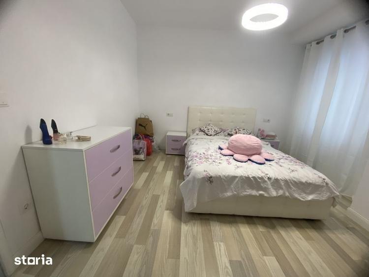 Apartament cu 3 camere în Calea Moldovei