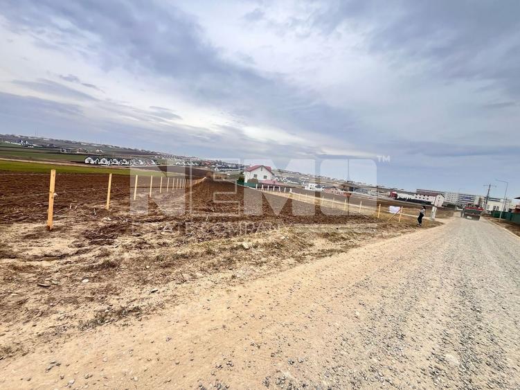 Teren agricol intravilan de 4800 mp, în Moara Nica