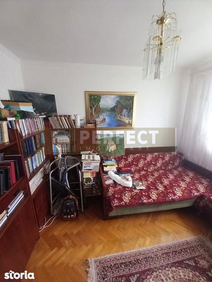 Ap.2 camere ULTRACENTRAL decomandat et.3 pret 72000euro - 1