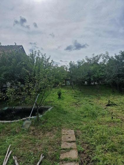 Casă cu 5 camere cu Teren 1000 Mp în Central
