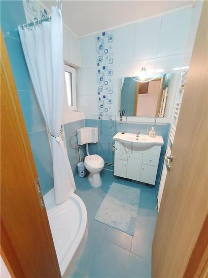 Apartament cu 4 camere decomandat, mobilat în Circumvalațiunii