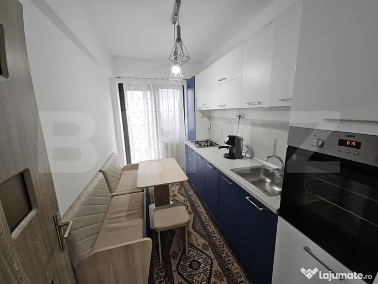 Apartament cu 2 camere decomandat în Galata