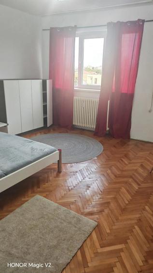 Garsonieră decomandată în Lacul Tei