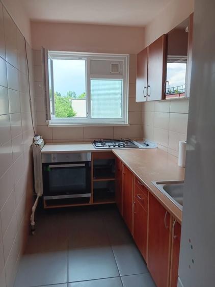 Apartament cu 2 camere semidecomandat în Exterior Vest