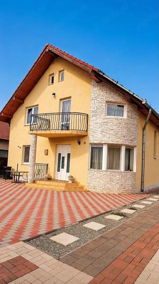 Casă cu Teren 943 Mp în Bărăbanț