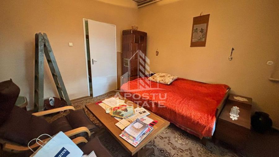 Casă cu 3 camere cu Canalizare în Girocului
