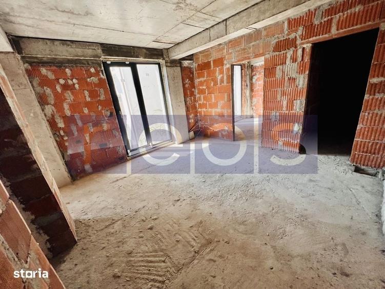 Casă cu 4 camere cu Teren 65 Mp în Dorobanți