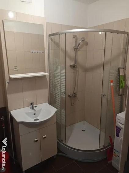 Apartament cu 2 camere decomandat în Florești