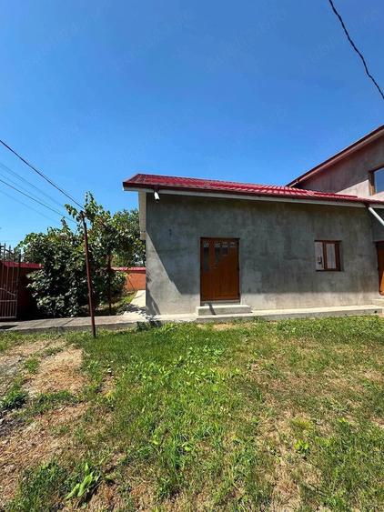 Casă cu Teren 1130 Mp în Central