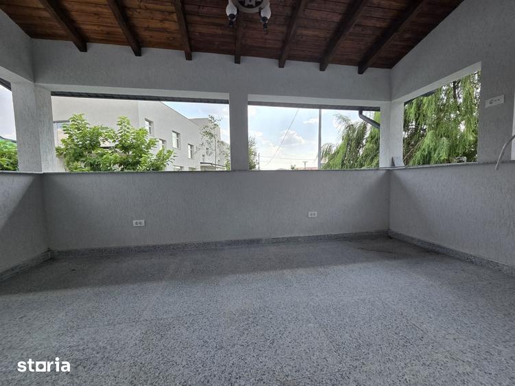 Casă cu 4 camere cu Teren 300 Mp în Cornetu
