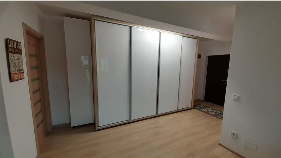 Apartament cu 2 camere decomandat în Trivale