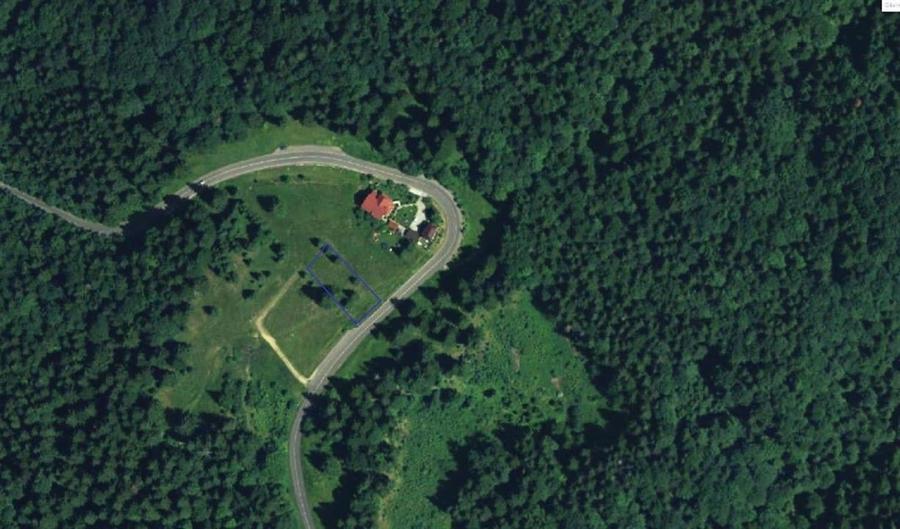 Teren Construcții intravilan de 1000 mp, în Vlădeț - Trei Brazi