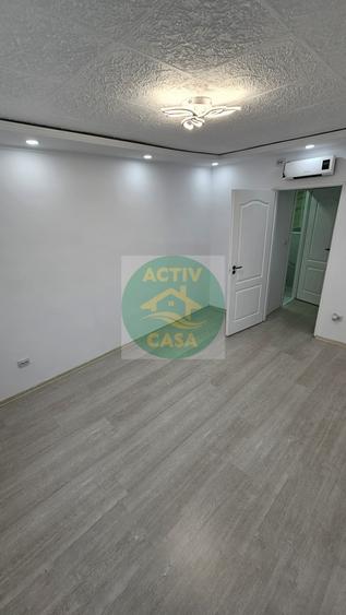 Garsonieră în Est