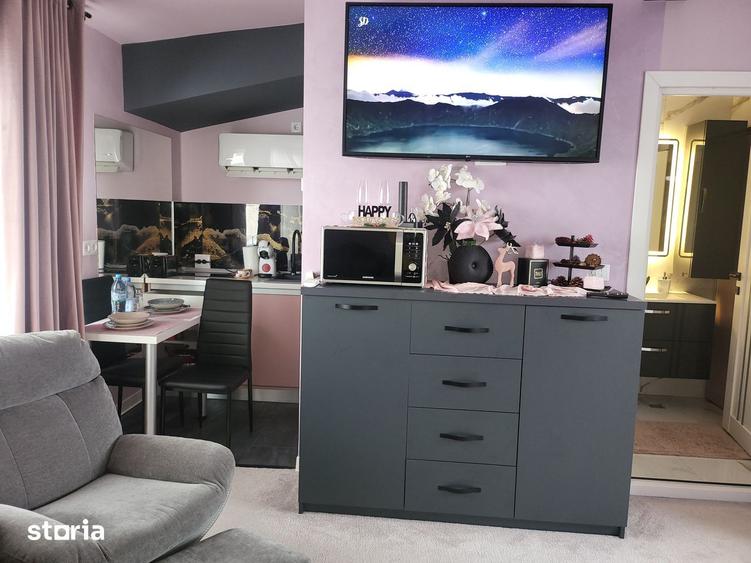 Apartament cu 3 camere, mobilat în Central