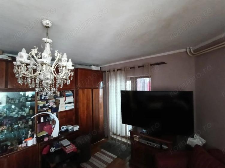 Apartament cu 2 camere decomandat în Brătianu