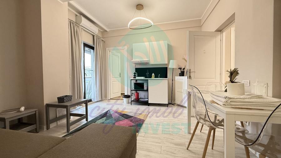 Apartament cu 6 camere decomandat în Floreasca