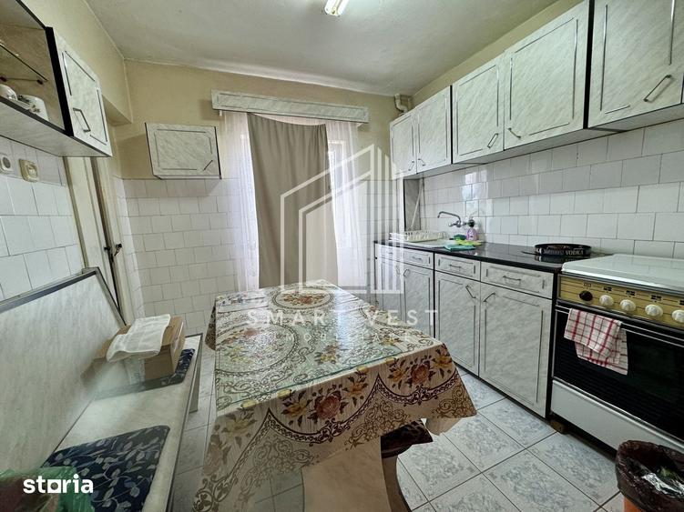 Apartament cu 2 camere semidecomandat, mobilat în Nord
