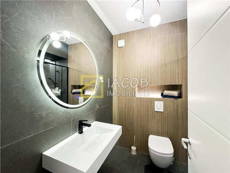 Apartament cu 2 camere semidecomandat în 9 Mai