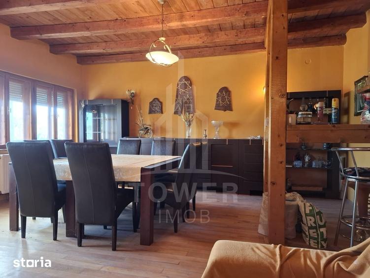 Casă cu 6 camere cu Teren 669 Mp în Roșia