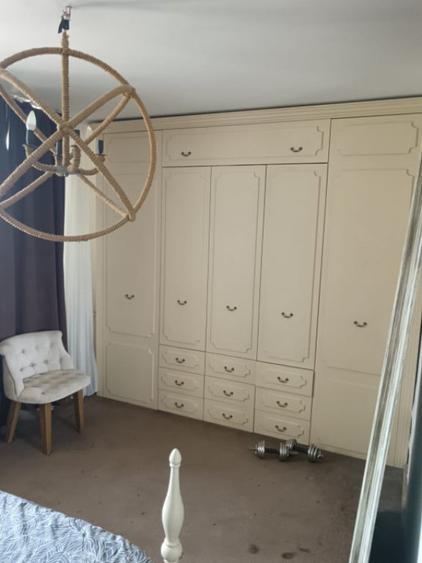Apartament cu 4 camere decomandat în Titulescu