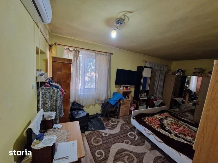 Garsonieră în Șandra