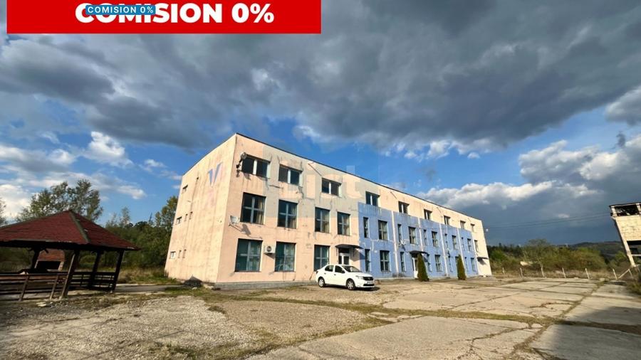 Casă cu 10 camere cu Teren 3883 Mp în Calea Caransebeșului