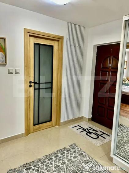 Apartament cu 3 camere decomandat în Central