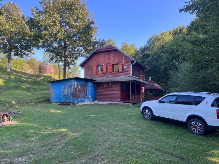 Casă cu 2 camere în Central