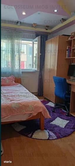 Apartament cu 3 camere decomandat, mobilat în Dârste