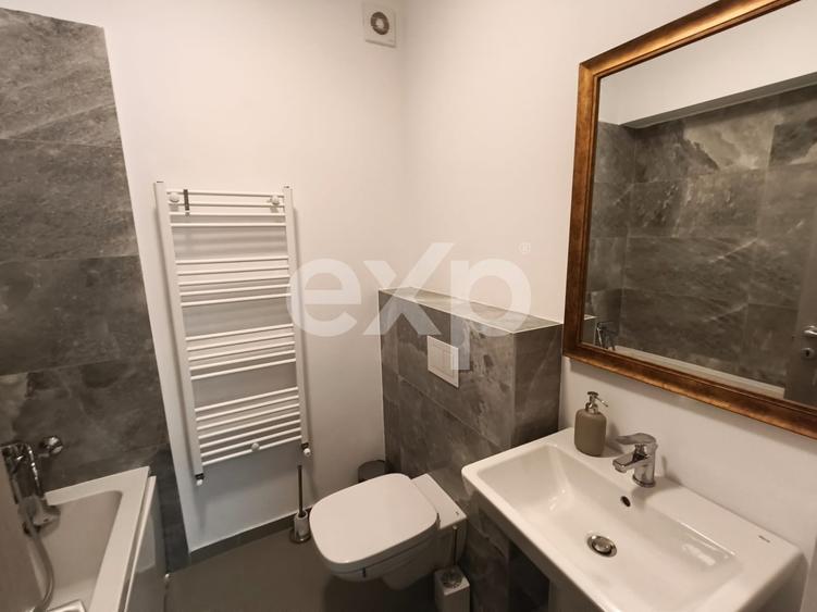Apartament cu 3 camere decomandat, mobilat în Calea Călărașilor