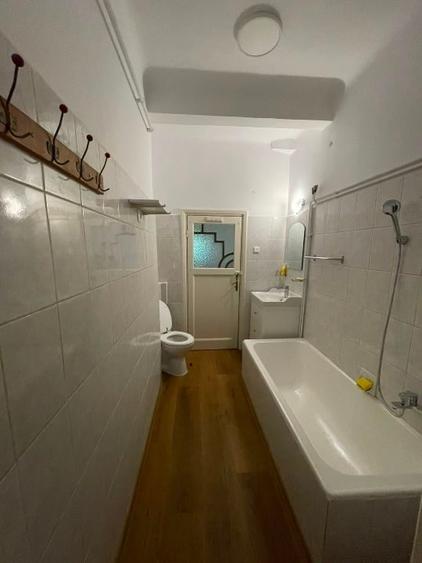 Apartament cu 5 camere decomandat, mobilat în Dorobanți