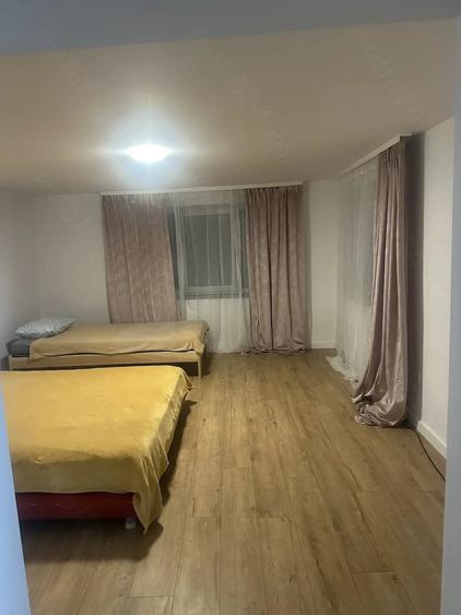 Casă cu 5 camere cu Teren 415 Mp în Baciu