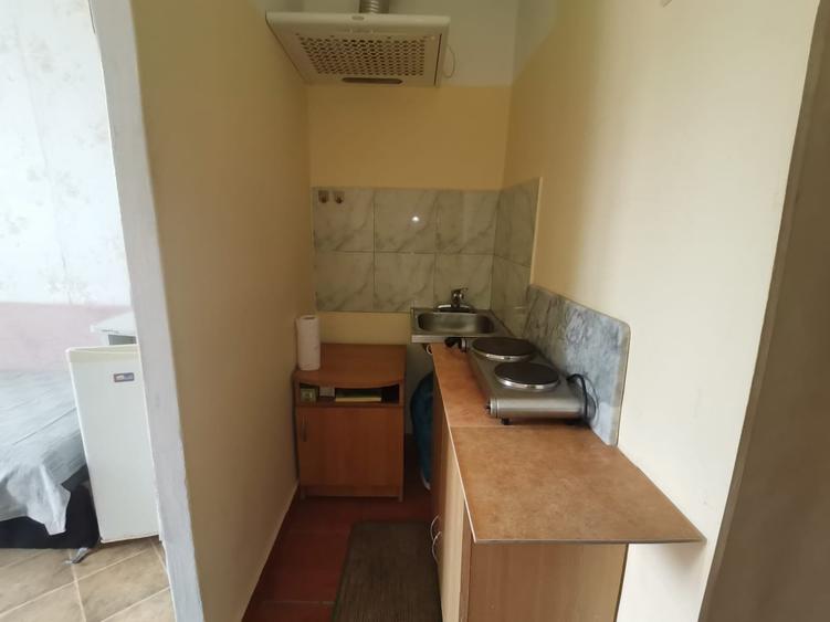 Garsonieră decomandată în Central