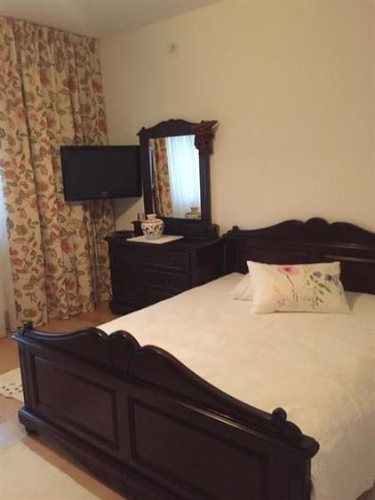 Casă individuală cu 6 camere cu Teren 550 Mp în Băneasa