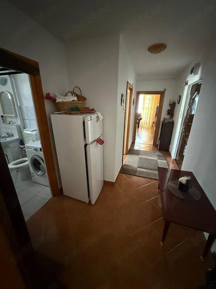 Apartament cu 2 camere decomandat în Calea Romanului