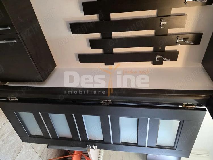 Apartament cu 2 camere semidecomandat, mobilat în Regie