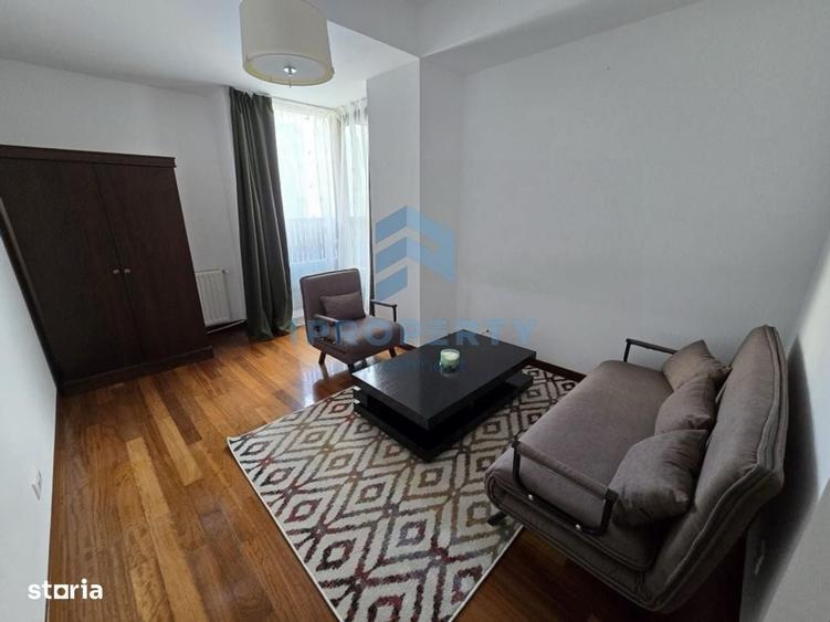 Apartament cu 4 camere în Herăstrău