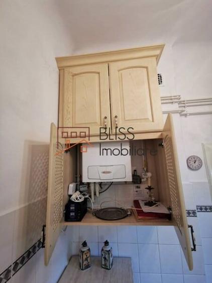 Apartament cu 6 camere semidecomandat în P-ța Dorobanți