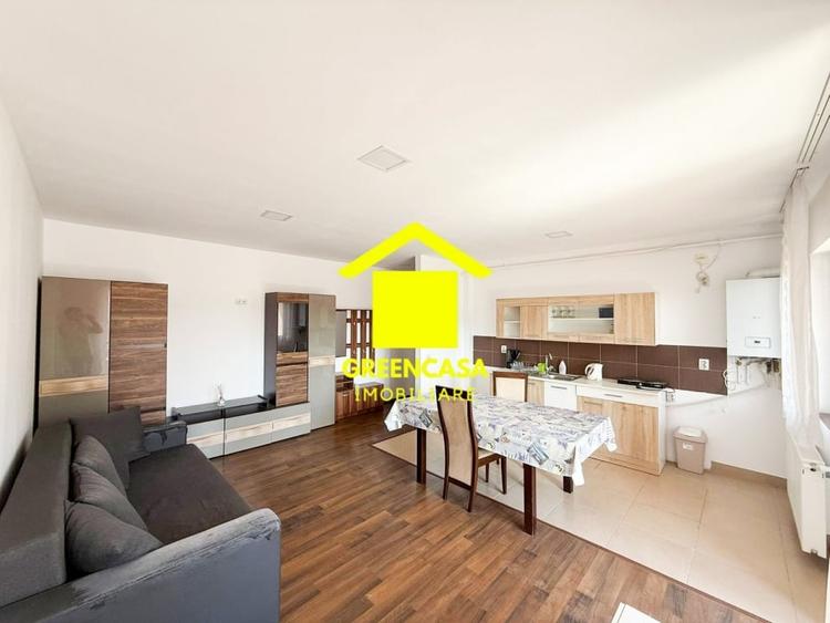 Apartament cu 3 camere semidecomandat, mobilat în Florești — fotografia 1