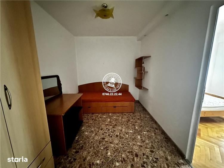 Apartament cu 3 camere decomandat în Mircea cel Bătrân
