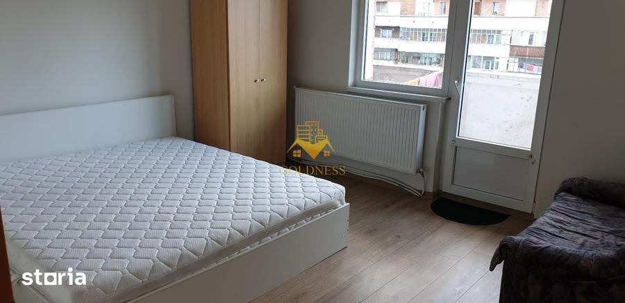 Apartament cu 3 camere în Plopilor