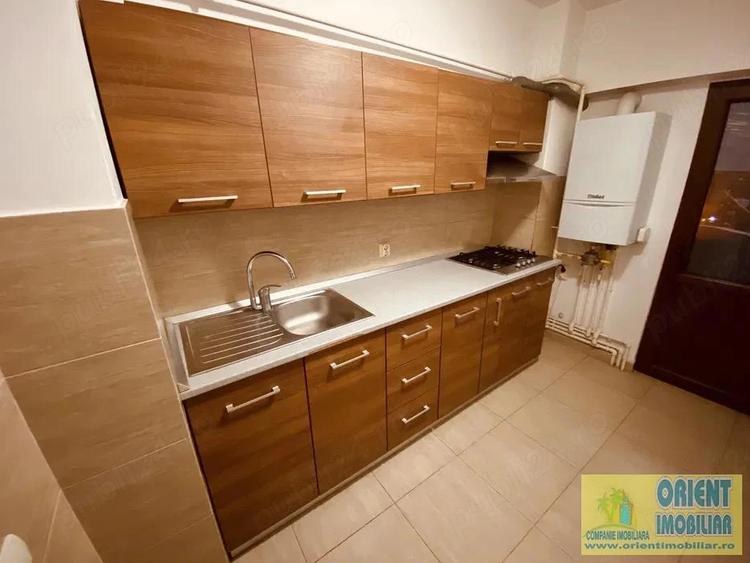 Apartament cu 2 camere decomandat în Tomis II