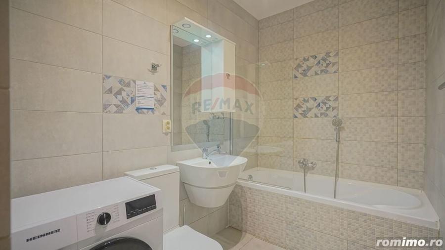 Apartament cu 4 camere semidecomandat, mobilat în Drumul Poienii