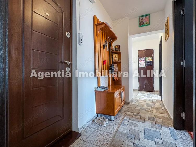Apartament cu 2 camere decomandat în Decebal