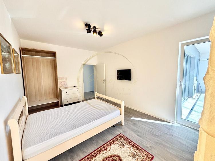 Apartament cu 3 camere decomandat, mobilat în Torontalului