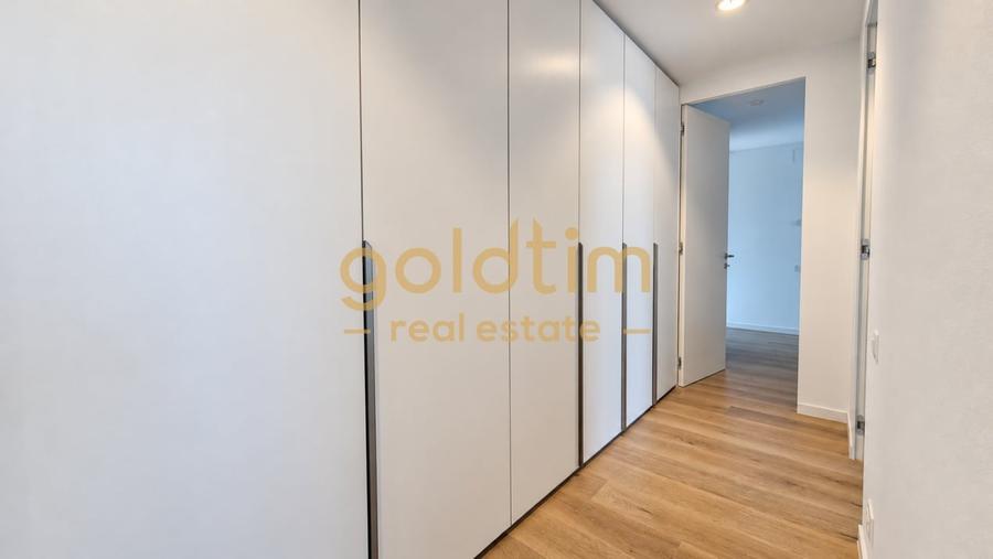 Apartament cu 4 camere semidecomandat, mobilat în Floreasca