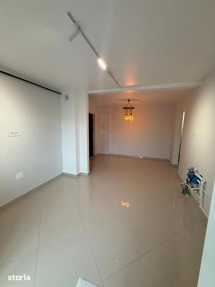 3 camere Decomandat - Pacurari- Canta - renovat - liber- 139900 euro - 11